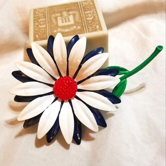 VTG HUGE Enamel Layered Flower Brooch - Picture 4 of 7